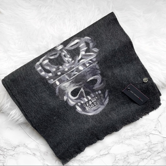 John Varvatos Other - John Varvatos Skull Scarf Gray NWT 